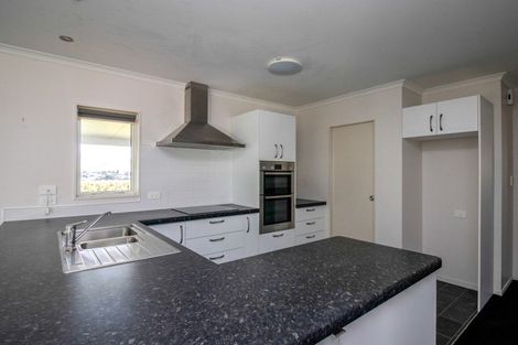 Photo of property in 24 Ohinemuri Place, Paeroa, 3600