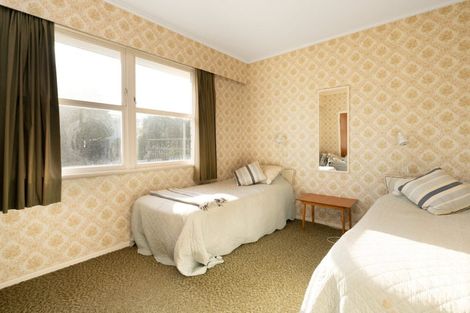 Photo of property in 16 Maranui Street, Mount Maunganui, 3116
