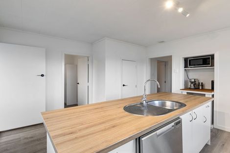 Photo of property in 256 Tremaine Avenue, Highbury, Palmerston North, 4412