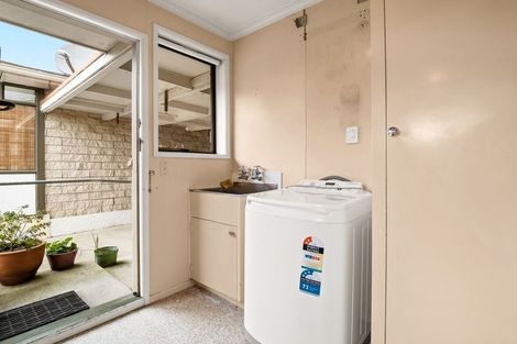 Photo of property in 235c Bay View Road, Saint Clair, Dunedin, 9012