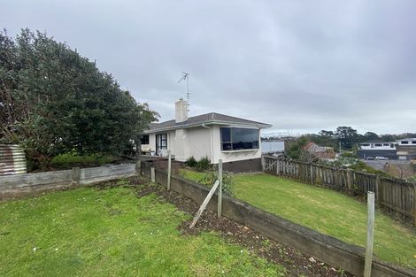 Photo of property in 2a Turehu Street, Merrilands, New Plymouth, 4312