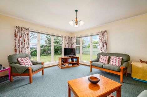 Photo of property in 78 Neil Avenue, Te Atatu Peninsula, Auckland, 0610