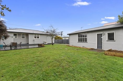 Photo of property in 593 Queen Street East, Levin, 5510