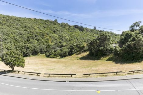 Photo of property in 137 Houghton Bay Road, Houghton Bay, Wellington, 6023