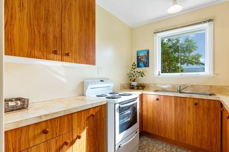 Photo of property in 11 Anthony Grove, Paraparaumu Beach, Paraparaumu, 5032
