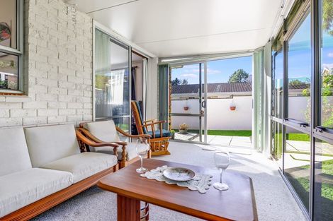 Photo of property in 55 Amanda Avenue, Dinsdale, Hamilton, 3204