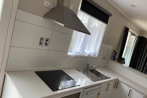 Photo of property in 10 Gerontius Glade, Torbay, Auckland, 0630
