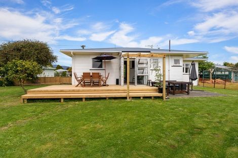 Photo of property in 9 Iti Street, Otaki, 5512