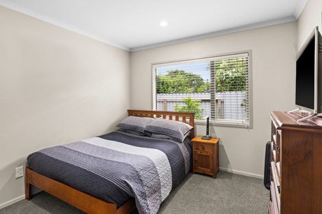 Photo of property in 323 Southland Place, Raureka, Hastings, 4120