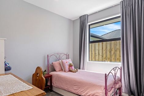 Photo of property in 33 Palmer Avenue, Rolleston, 7615