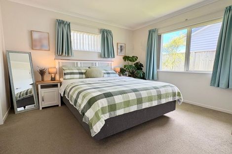 Photo of property in 2/77 Main Road, Wainuiomata, Lower Hutt, 5014