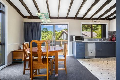 Photo of property in 2 Mizzen Place, Whitby, Porirua, 5024