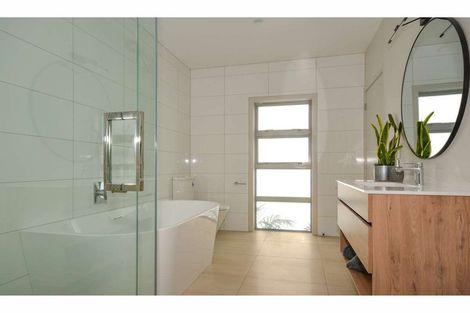 Photo of property in 5 Pathways Drive, Kerikeri, 0230