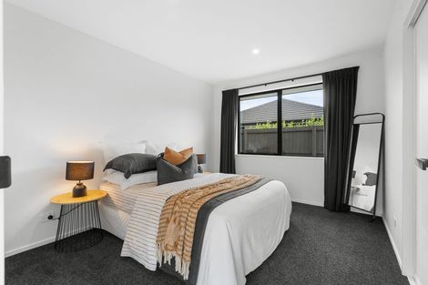 Photo of property in 28 Pistacia Place, Hornby, Christchurch, 8025