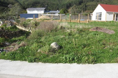 Photo of property in 19 Helvetia Grove, Naenae, Lower Hutt, 5011