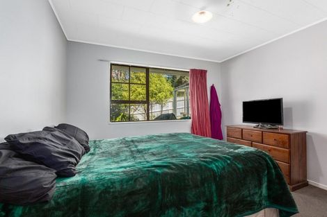 Photo of property in 24b Parkinson Close, Whitby, Porirua, 5024