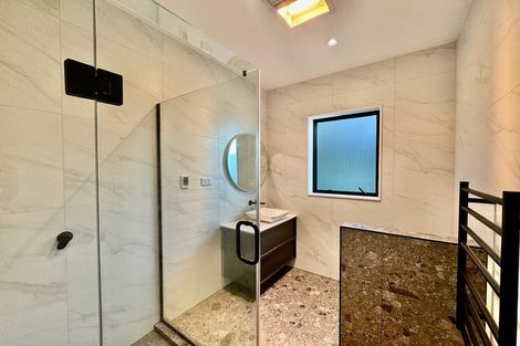 Photo of property in 12 Caldwell Place, Pinehill, Auckland, 0632