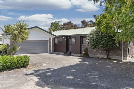 Photo of property in 11 Emery Place, Papamoa Beach, Papamoa, 3118