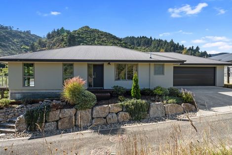 Photo of property in 27 Clifford Avenue, Bishopdale, Nelson, 7011