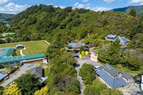 Photo of property in 27 Plateau Road, Te Marua, Upper Hutt, 5018