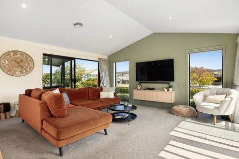 Photo of property in 1 Guano Crescent, Cromwell, 9310