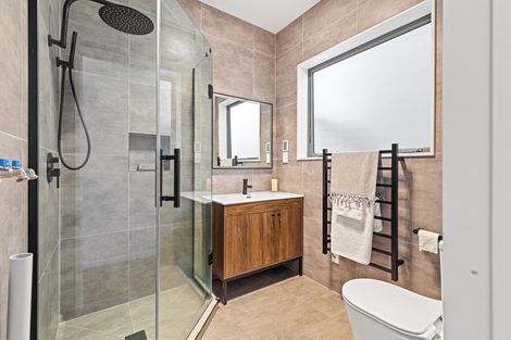 Photo of property in 4 Hea Road, Hobsonville, Auckland, 0616