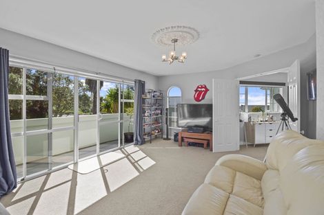 Photo of property in 1159 Whangaparaoa Road, Gulf Harbour, Whangaparaoa, 0930