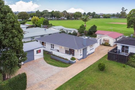 Photo of property in 91 Taikata Road, Te Atatu Peninsula, Auckland, 0610