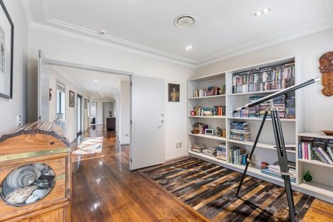 Photo of property in 35 Holdens Road, Henderson, Auckland, 0612