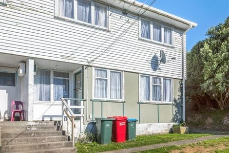 Photo of property in 50- 56 Leicester Street, Cannons Creek, Porirua, 5024