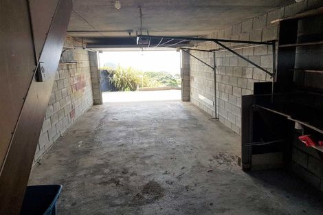 Photo of property in 31 Findlay Street, Moturoa, New Plymouth, 4310