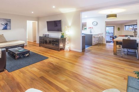 Photo of property in 91 Taikata Road, Te Atatu Peninsula, Auckland, 0610