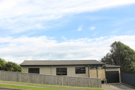 Photo of property in 12 Darwin Crescent, Spotswood, New Plymouth, 4310