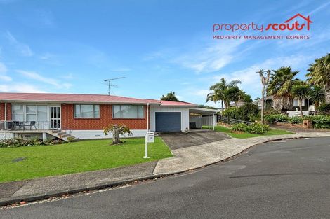 Photo of property in 2 May Avenue, Te Atatu South, Auckland, 0610