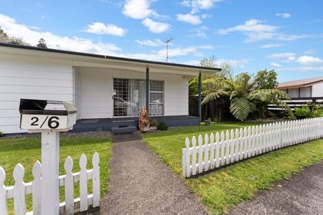 Photo of property in 6 Waterloo Place, Westown, New Plymouth, 4310