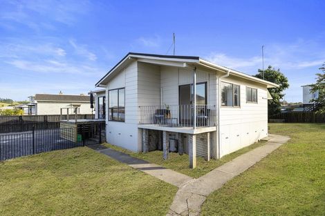 Photo of property in 28 Riverview Road, Huntly, 3700