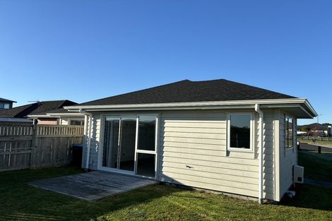 Photo of property in 2 Hyatt Close, Leamington, Cambridge, 3432
