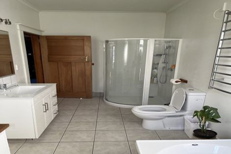 Photo of property in 208 Knights Road, Hutt Central, Lower Hutt, 5011
