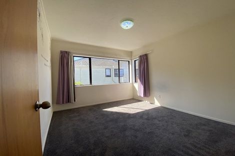 Photo of property in 21f4 Rotoiti Street, Johnsonville, Wellington, 6037
