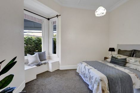Photo of property in 28 Huatoki Street, Vogeltown, New Plymouth, 4310