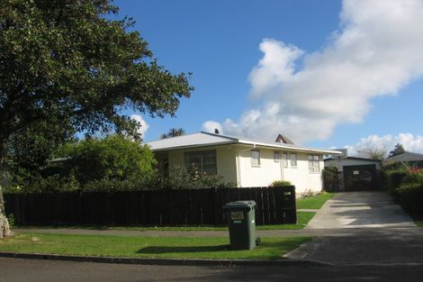 Photo of property in 14 Robinson Crescent, Westbrook, Palmerston North, 4412