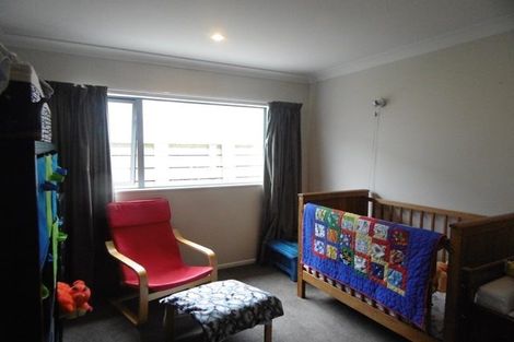 Photo of property in 12 Gennaker Lane, Whitby, Porirua, 5024