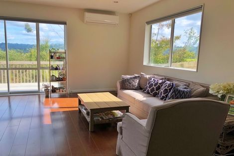 Photo of property in 113 Laurel Oak Drive, Schnapper Rock, Auckland, 0632