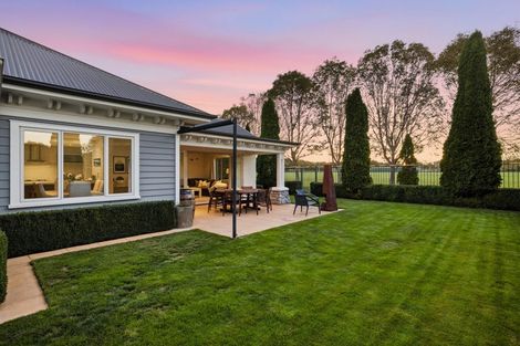 Photo of property in 24 Providence Place, Redwood, Christchurch, 8051