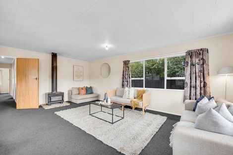 Photo of property in 8a Windlesham Place, Wakefield, 7025