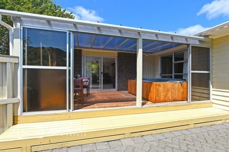 Photo of property in 123 California Drive, Totara Park, Upper Hutt, 5018