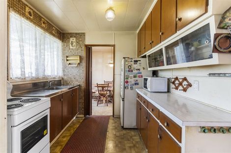 Photo of property in 73 Archmillen Avenue, Pakuranga Heights, Auckland, 2010