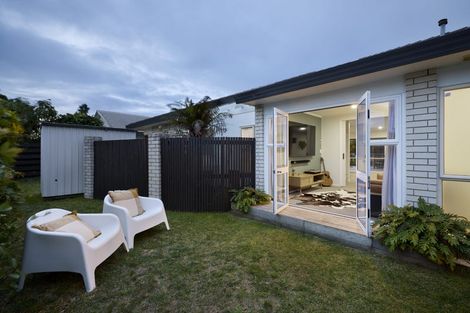 Photo of property in 22 Lotus Avenue, Mount Maunganui, 3116
