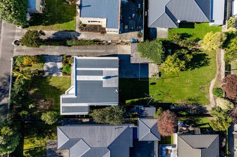 Photo of property in 16 Douglas Mclean Avenue, Marewa, Napier, 4110