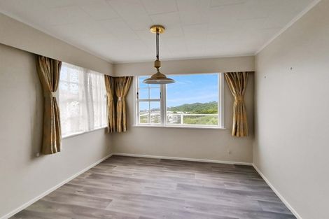 Photo of property in 24 Cypress Drive, Maungaraki, Lower Hutt, 5010